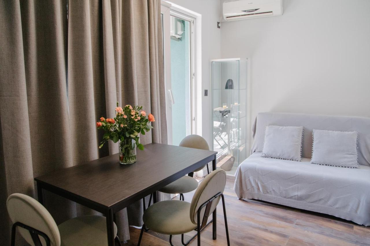 Apartments Toni Спліт Екстер'єр фото